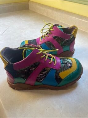 Super Lady Star Casual Vintage Shoes Size 5.5 - 6